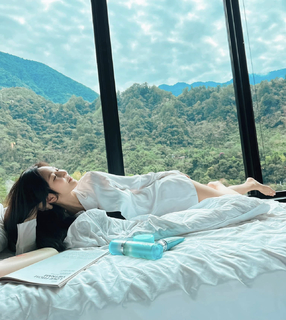 Wan-Ting Tseng feet photo 3