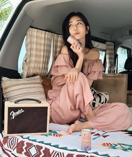 Wan-Ting Tseng feet photo 17