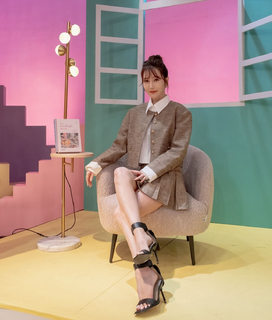 Wan-Ting Tseng feet photo 4