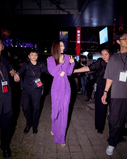 Wan-Ting Tseng feet photo 13