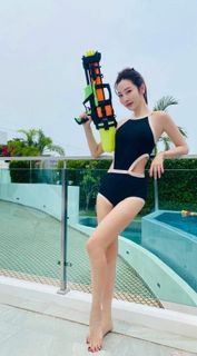 Wan-Ting Tseng feet photo 3