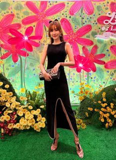 Wan-Ting Tseng feet photo 11
