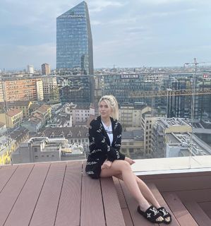 Wanda Nara feet photo thumbnail