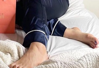 Wanda Nara feet photo thumbnail