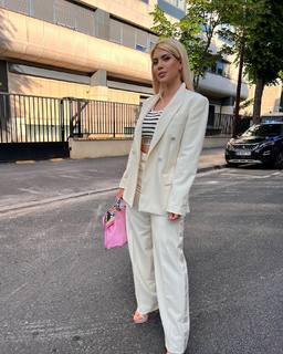 Wanda Nara feet photo thumbnail