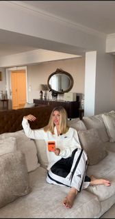 Wanda Nara feet photo 1