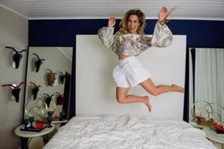 Wanessa Camargo feet photo thumbnail