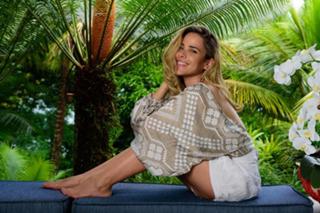 Wanessa Camargo feet photo thumbnail