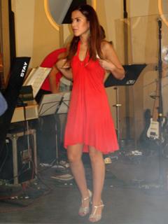 Wanessa Camargo feet photo thumbnail