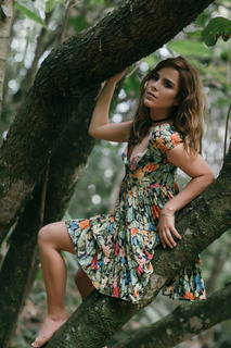 Wanessa Camargo feet photo thumbnail