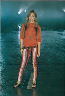 Wanessa Camargo feet photo thumbnail