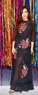 Wanessa Camargo feet photo thumbnail