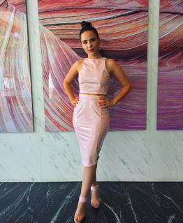 Wanessa Camargo feet photo thumbnail