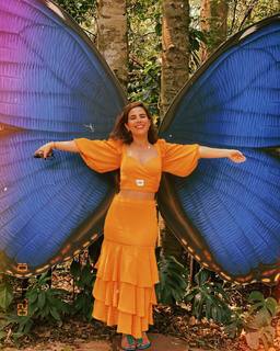 Wanessa Camargo feet photo thumbnail