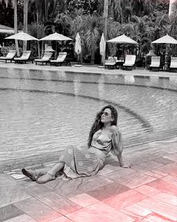 Wanessa Camargo feet photo thumbnail