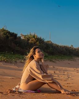 Wanessa Camargo feet photo thumbnail