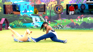 Wanessa Camargo feet photo thumbnail