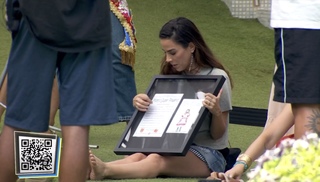 Wanessa Camargo feet photo thumbnail