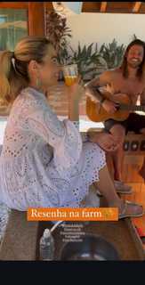 Wanessa Camargo feet photo thumbnail