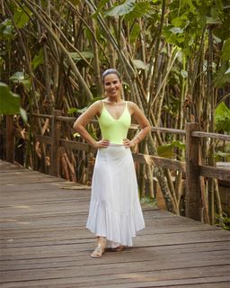 Wanessa Camargo feet photo thumbnail