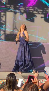 Wanessa Camargo feet photo thumbnail