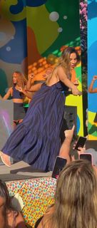 Wanessa Camargo feet photo thumbnail