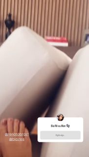 Wanessa Camargo feet photo thumbnail