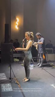 Wanessa Camargo feet photo thumbnail