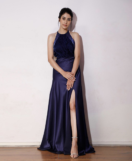 Warina Hussain feet photo 1