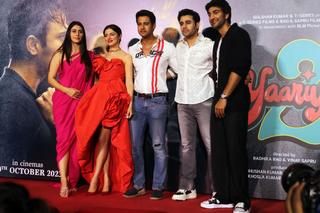 Warina Hussain feet photo 3