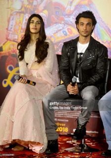 Warina Hussain feet photo 13