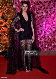 Warina Hussain feet photo 10