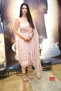 Warina Hussain feet photo 14