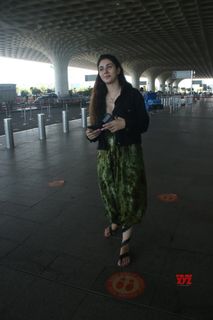 Warina Hussain feet photo 9