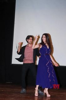 Warina Hussain feet photo 5