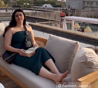 Warina Hussain feet photo 20