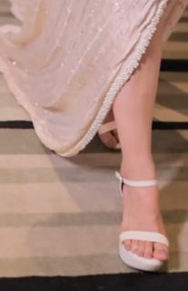Warina Hussain feet photo 18