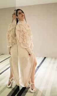 Warina Hussain feet photo 15