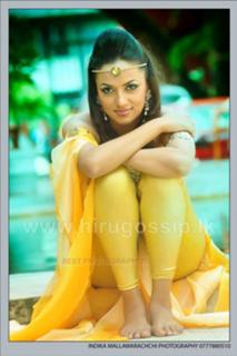 Warnakulasooriya Udari feet photo 12