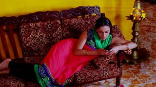 Warnakulasooriya Udari feet photo 8