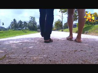 Warnakulasooriya Udari feet photo 15