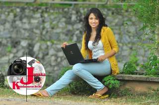 Warnakulasooriya Udari feet photo 19