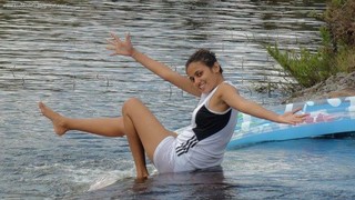 Warnakulasooriya Udari feet photo 12