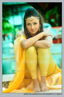 Warnakulasooriya Udari feet photo 11