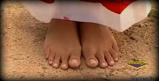 Warnakulasooriya Udari feet photo 9