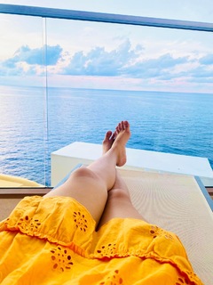 Warnakulasooriya Udari feet photo 4