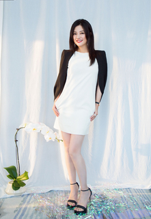 Wei Zhao feet photo 1