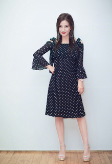 Wei Zhao feet photo 10
