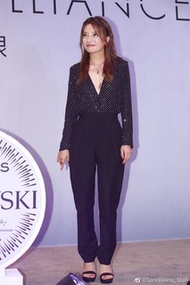 Wei Zhao feet photo 18