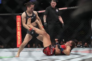 Weili Zhang feet photo 1
